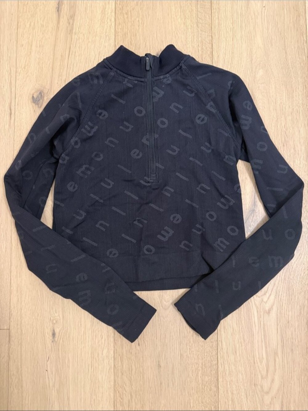 Lululemon Rest Less Cropped Half Zip Size 4 - Picture 4 of 7